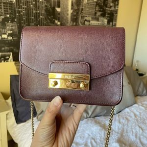 Furla Metropolis Burgundy color (not purple)